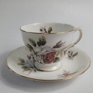 Queen Anne Bone China 8220 Cup & Saucer Set Gray & Pink Roses England